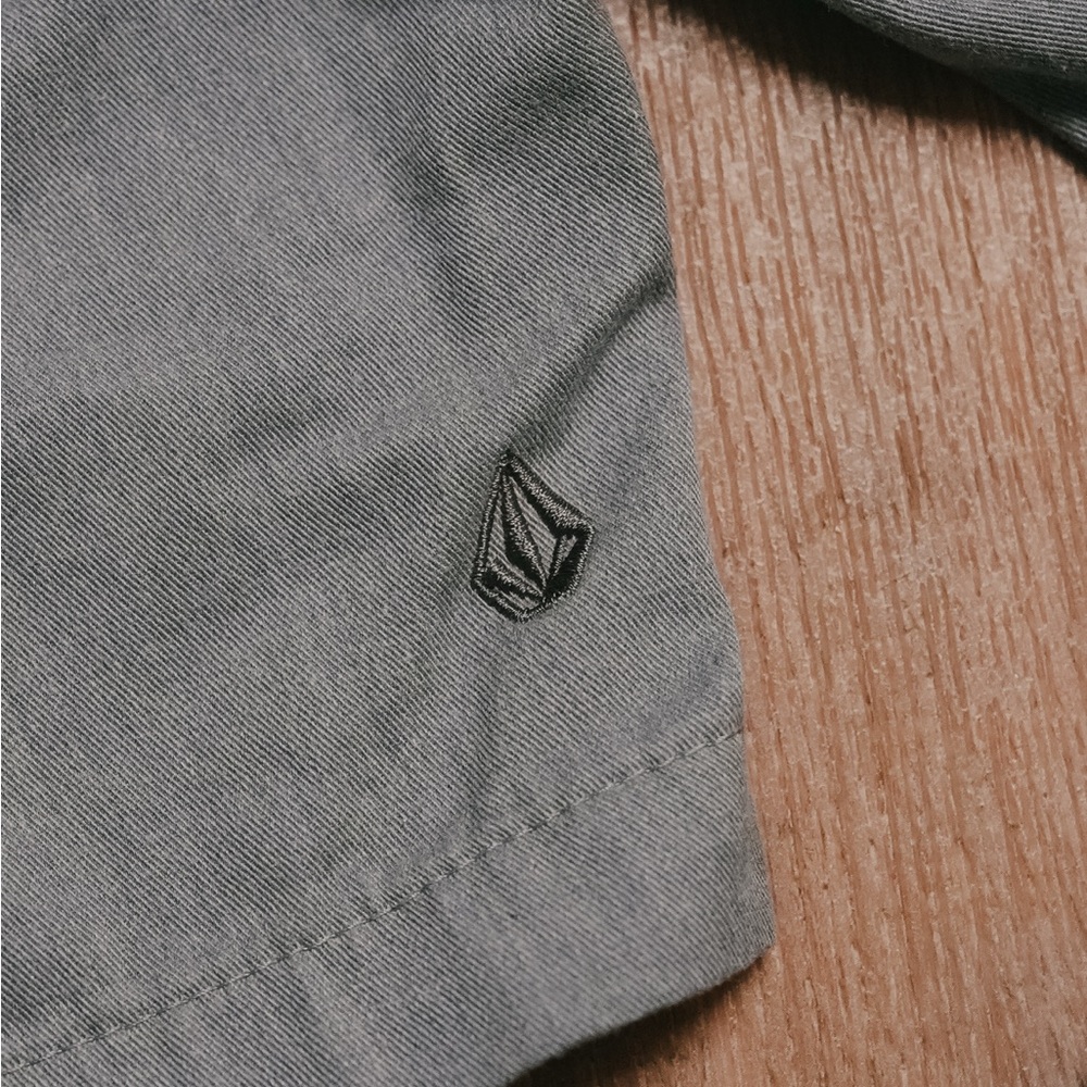 Volcom Short Bundle! - Picture 6 of 8